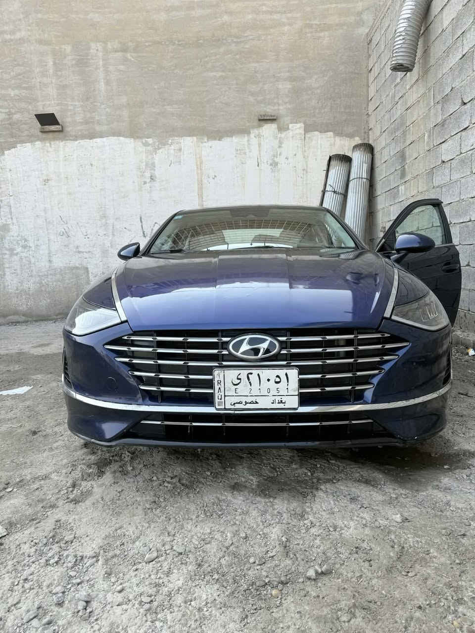 السلام عليكم
سوناتا وارد امريكي موديل ٢٠٢١ حادثها جاملغ وبنيد  لشاصي والغد مكفولات رقم بغداد   مواصفات اربع وضعيات قيادة رادار امامي توقف ذاتي اوتو هولد هند بريك
دكمة شاشة كبيرة كامرة دوارة محرك على وضع الشركة ٢٥٠٠ تنفس طبيعي كير اي تي ٨ نمر تخم تاير جديد مكان السيارة ديالى بعقوبة 
#السعر 165  وبيها مجال للطيبين اتصل ع هـ***********
