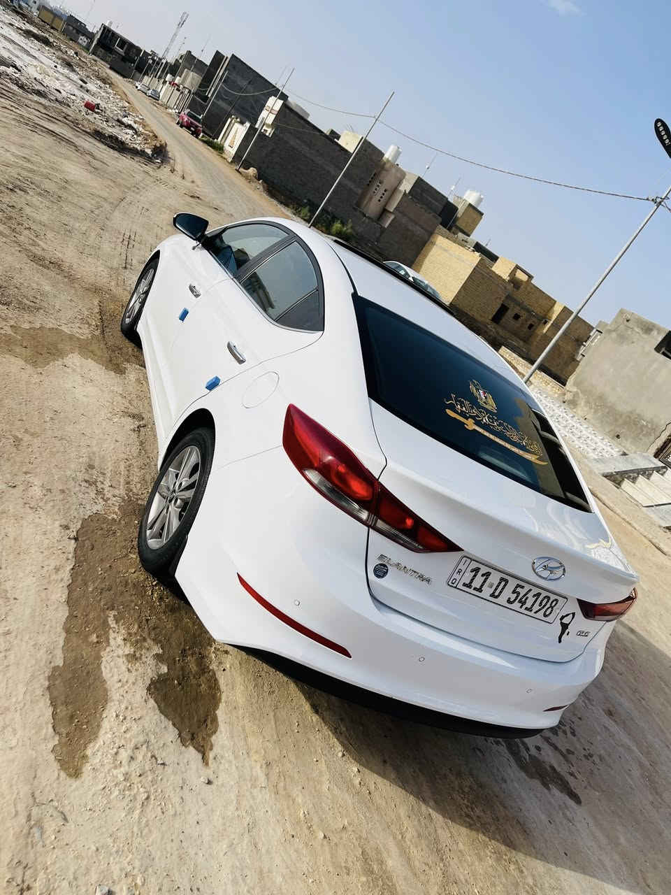النترا 2017 خليجي مكفوله فول موصفات محرك 1600 تبريد قطعتين فتحه 5 ويل كب ماشيه 120  سياره جديده تبريد ثلج مكاني سماوه ***********
