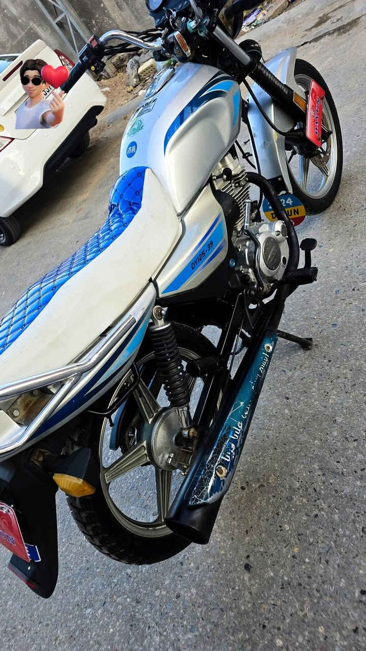 دايوان عضم موديل 2019 طالعه بل 2020
دايوان عضم موديل 2019 طالعه من المعرض بل 2020 حتى بلوراق مكتوب فوك 2020 اوراق اصليه وكامله وبسمي وصل معرض موجود شرط الترقيم مكينه ناعمه وخير من الله كهربائيات كلها شغاله سلف هندر دبل اشاره بلادي لايت زنون عالي ناصي بك لايت بريكات أمامي خلفي كلهن شغالات والدراجه نضيفه ونضافته كدامكم بلصور رايدها 750 وبيها مجال بسيط للشراي مكاني كربلاء اليريده يتصل ويدلل بخدمته 

***********
