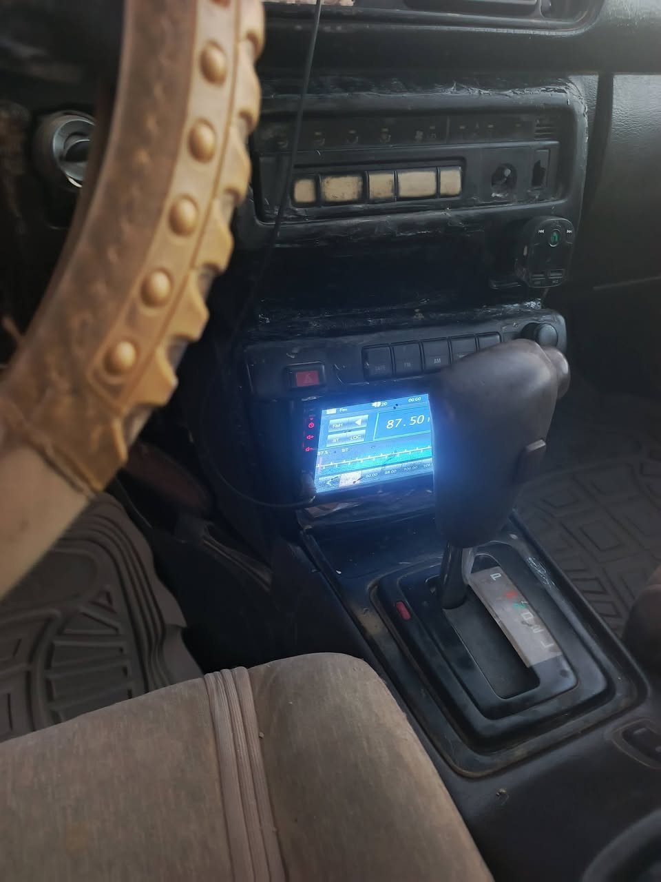 على بركة الله مارك موديل 91 مكينه وگير نظاف مكينه سته ونجي خير من الله رقم قادسيه مكفوله گص ونقل وعيب شرعي صبغتهه بلاد مامصبوغه ولا بيه خياس ابد  تحويل لمته ماتريد  تتحول باي محافظه المكان ناصرية قظاء لاصلاح لاتصال ***********السعر 28 وبيهه حگ الجيه وتدلل
