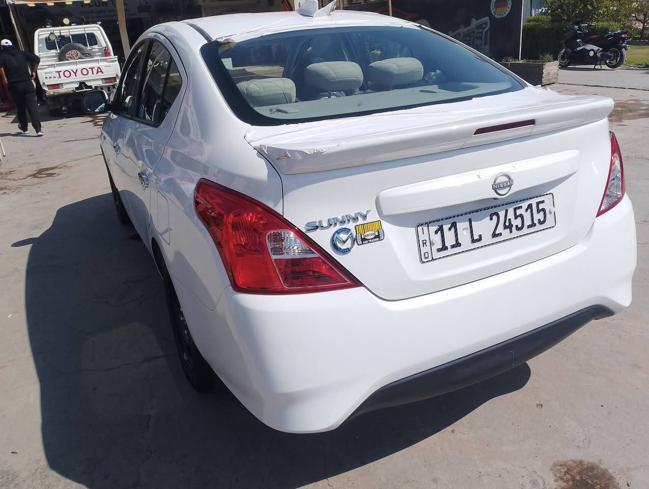 نيسان سني موديل 2025
ماشيه 5000 
بيه بس جاملغ امامي بي بارد
***********
