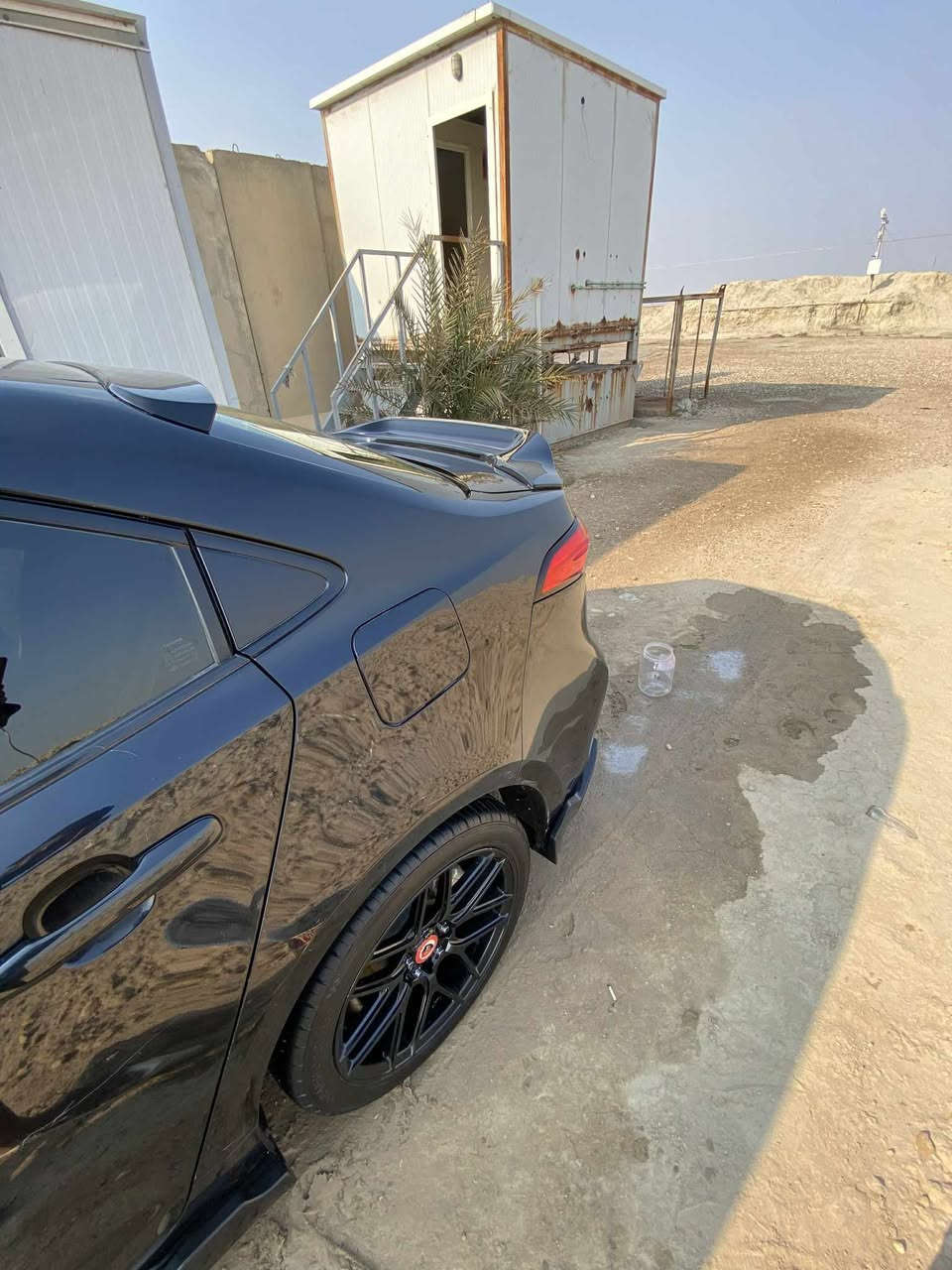 عندي ويل مال كورلا رياضي حجم١٧. ويا تايراته نظاف ويل نضيف للستفسار هاذه رقمي ***********
