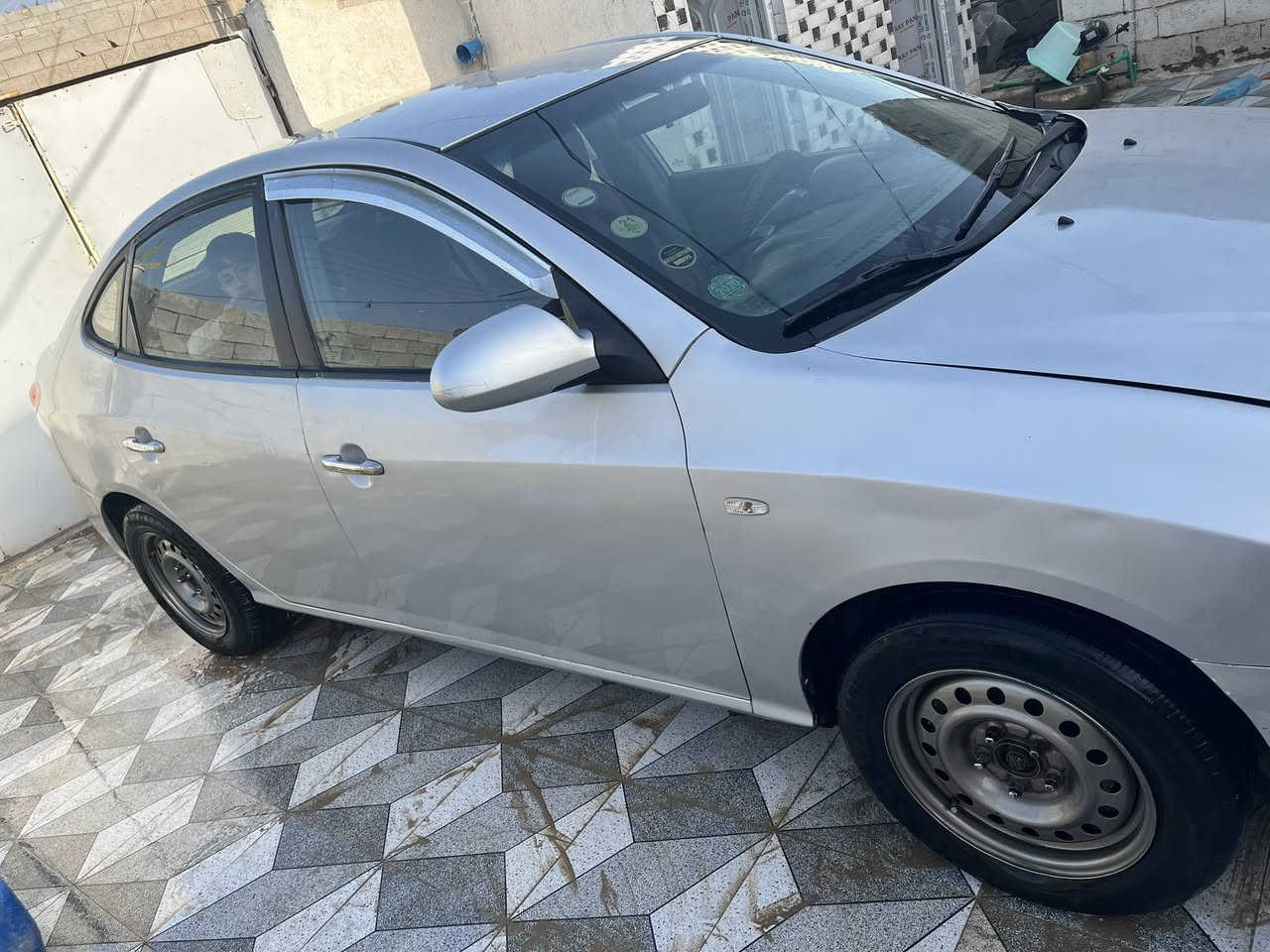 2010 كصه جنطه 
رقم وسنويه طبق الاصل 
38 بيهه مجال ***********
