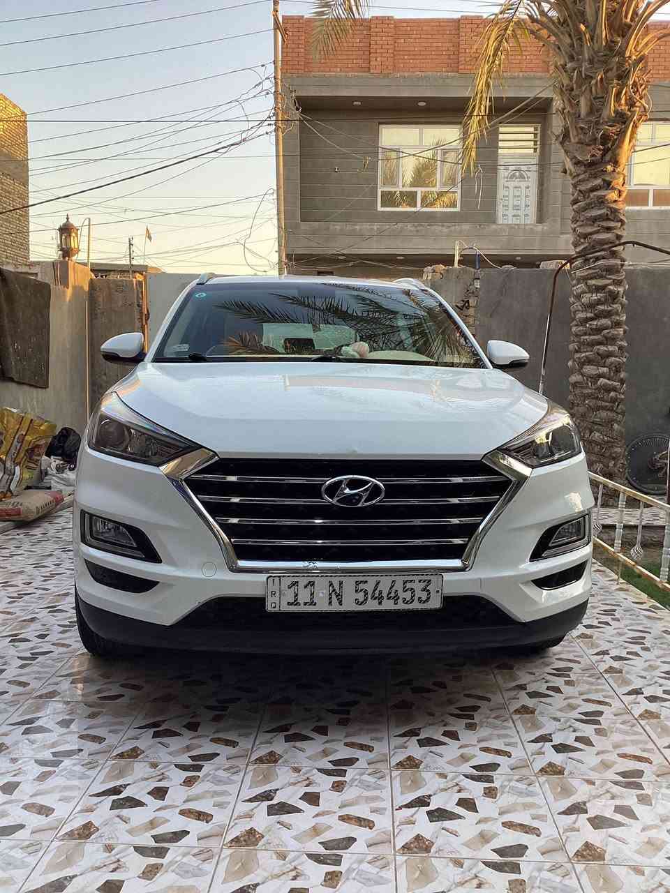 السلام عليكم توسان البيع مكينه 2000  رقم بغداد  بسمي مكفول من صبغ وضربه نظيفه كلش حيل ماشيه 58 مكان بابل غير متوفر علئ فيس قفط تصال علئ هذا رقم ***********
