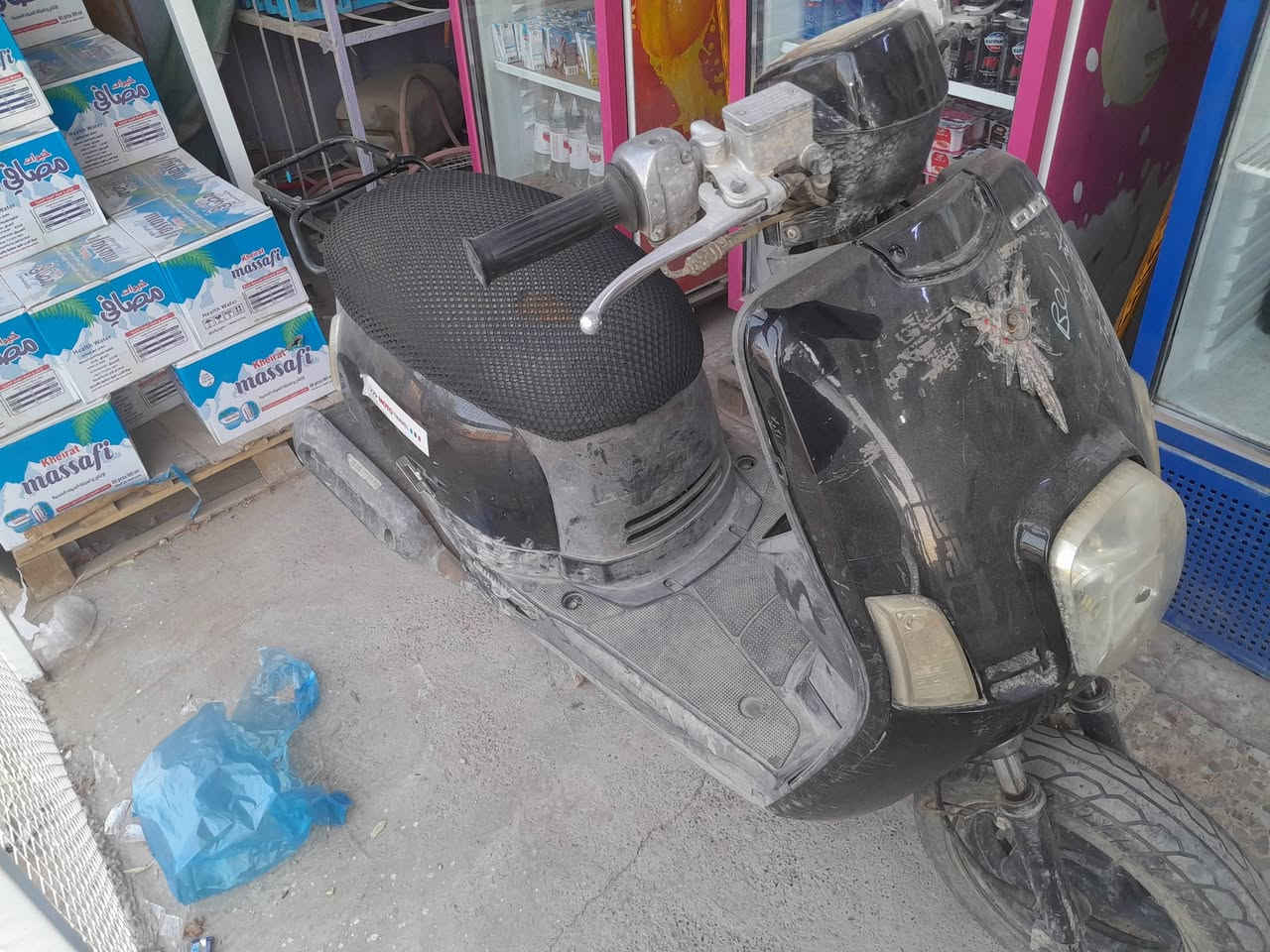 للبيع دراجة بوليسي لايت زنون ريمونت كيجات شغالة السعر ٤٥٠ للإستفسار ***********
