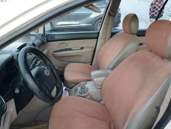 كارنز 2009 سبعة راكب خليجي تبريد مكينة كير حدادية خير من الله تخم تاير نضيف السونار مرفق مع الصور السيارة رقم انكليزي باسمي هزة جديدة تحويل ثاني يوم مكانها بغداد سعرها 97 وبيها مجال الشراي يتصل  ***********
