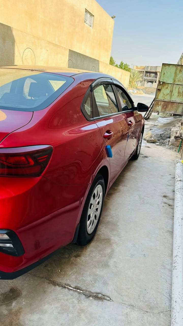 السلام عليكم
كيا سيراتو موديل 2020
مكفولة كفاله عامه لون احمر 
رقم اربيل بأسم شركة تريد تحويل تريد وكالة 
ماشية 106 كيلو متر 
داخل اسود مواصفات عادية تخم تاير جديد صدر حدادية بلادية ع وضع الشركة
كل نقص مابيها خير من الله 
السعر 140 وبيها مجال بسيط 
مكانها واسط العزيزية
***********
