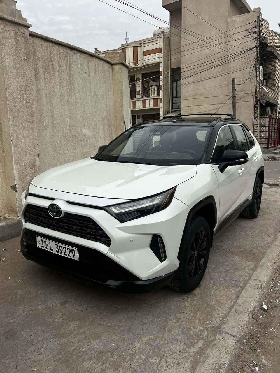 متاح رف فور مديل ٢٢اخر فئه XSe. مكان بغداد اتصال *********** السعر 225
