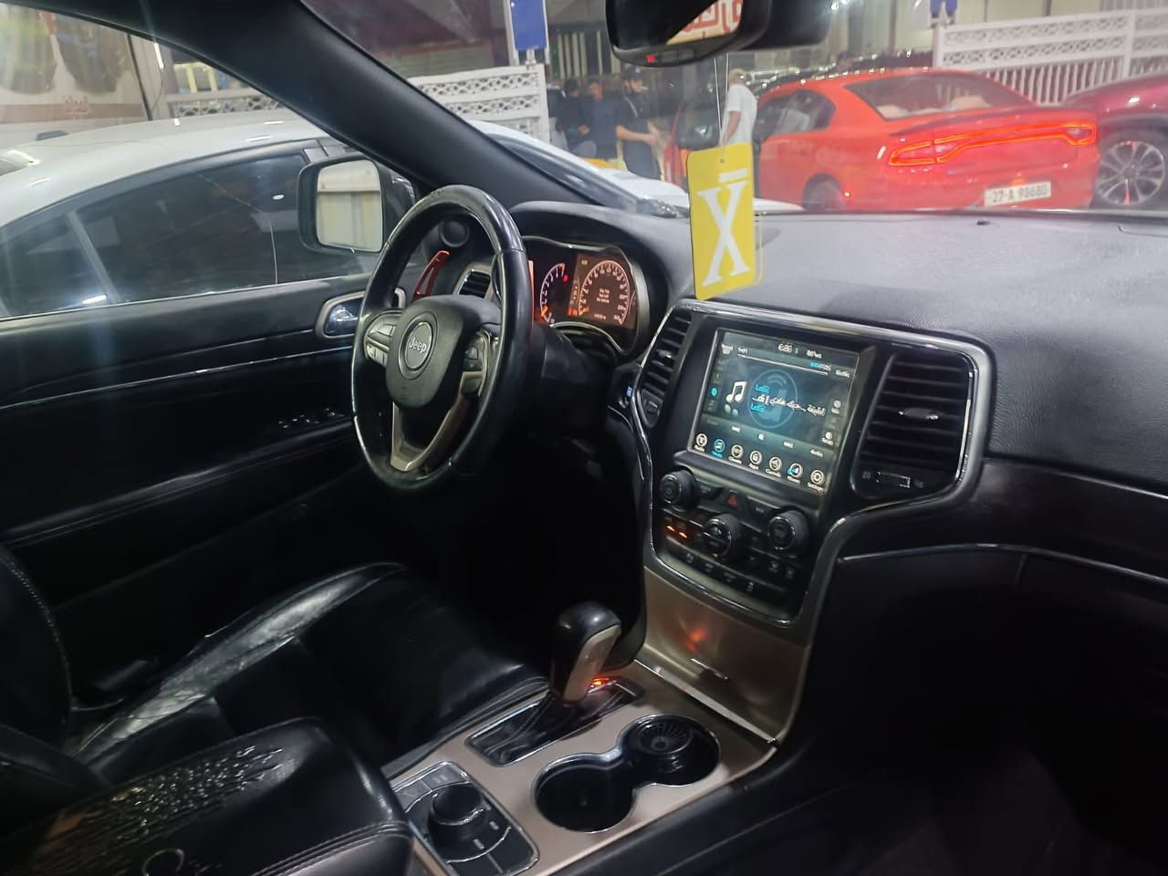 جيب لمتد موديل ٢٠١٧
لمتد فول مواصفات
الحادث جاملغ وباب جهة العبري
السعر 190
التواصل واتساب
***********
