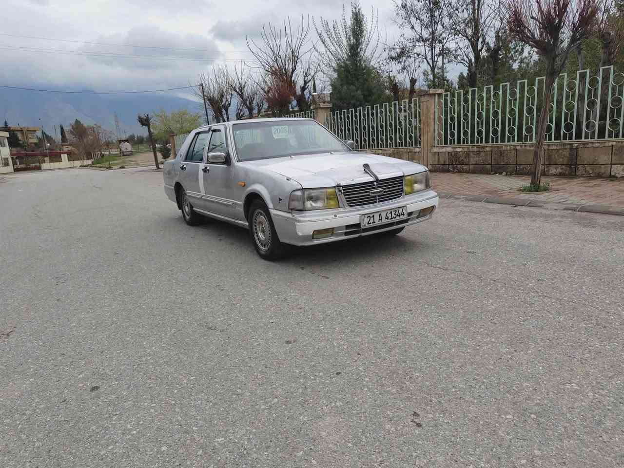 ***********
***********
ئەم سدریکە بۆ فرۆشتن مۆدیل2001 ڕەقەم سلێمانی سەنەوی تا 2027تازەیە بەناوی خۆمەوە هەزەی تازەیە پێشەوە لای سایەق یەک دەعمی بچوکی هەیە دەبڵی نەگرتوە کارەبایی هەموو ئیش ئەکات 
سعر29گەڵاو کەمێک مەعامەلە السليمانية, العراق
