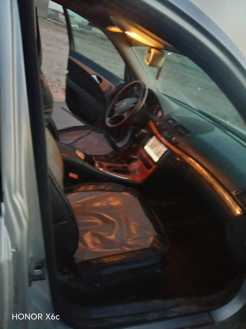 e200 موديل 2008
رقم انكليزي  سيارة جاهزة 
السعر 120 وبيها مجال قليل


**إذا كنت صاحب هذا الإعلان وتريد حذفه لأي سبب، رجاءا أرسل رسالة إلى الدعم الفني**