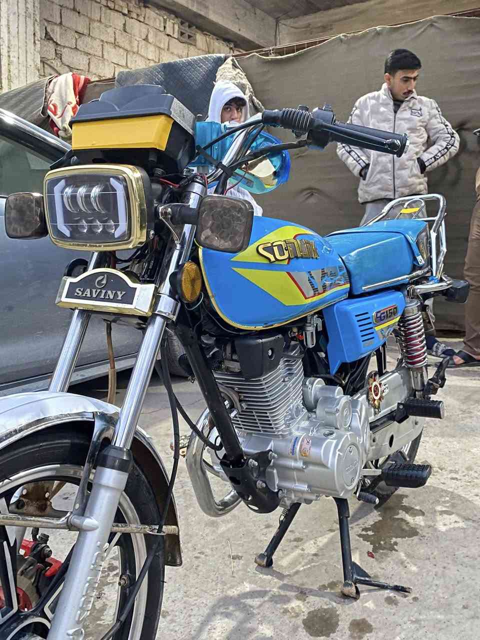 ‏سلام عليكم دراجةسيفان‏للبيع موديل 23 كفالة العامة دراجة خير من الله مكاني ديالى بعقوبة رقم الهاتف
***********
