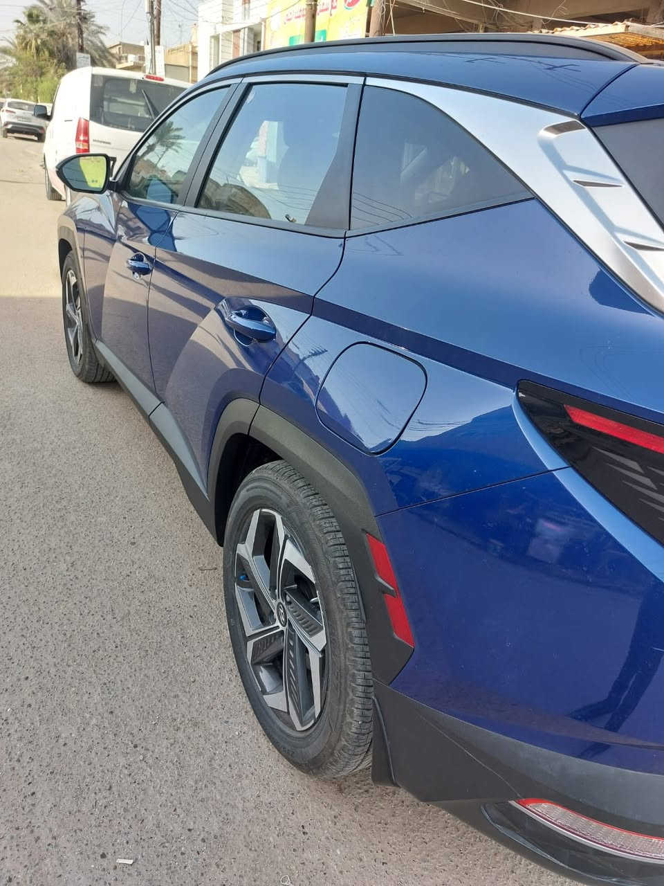 السلام عليكم توكسان 2023 أمريكي. فول مواصفات
جاملغ امامي فقط مصبوغ وبيها مكانين بارد السونار بالصور. مكان سياره بغداد. السعر 195. وبيها مجال.  ماشيه قليل جديده *********** واتساب. فقط
