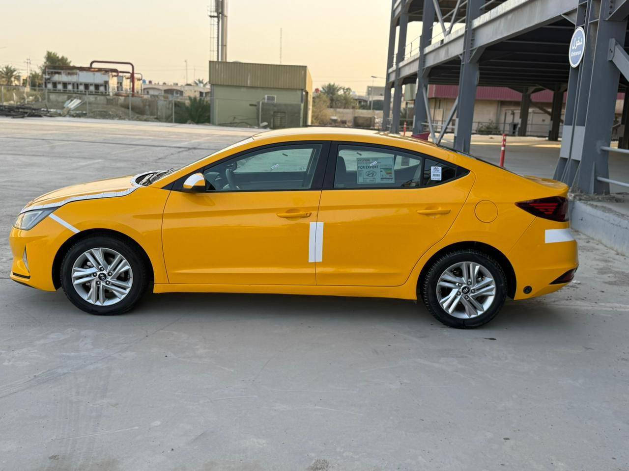 يا الله سلام عليكم انتره موديل 2020حره تحويل ثاني  ضررها جاملغ وبنيد موصفات سياره جاهزه لاخير كير ومحرك وحداديه وتبريد ثلج  منضومه مالت غاز جديده صبغه جديده مكينه ما مفتوحه مكان ناصريه شموخ سعر ب122وبيها مجال. رقم ***********
