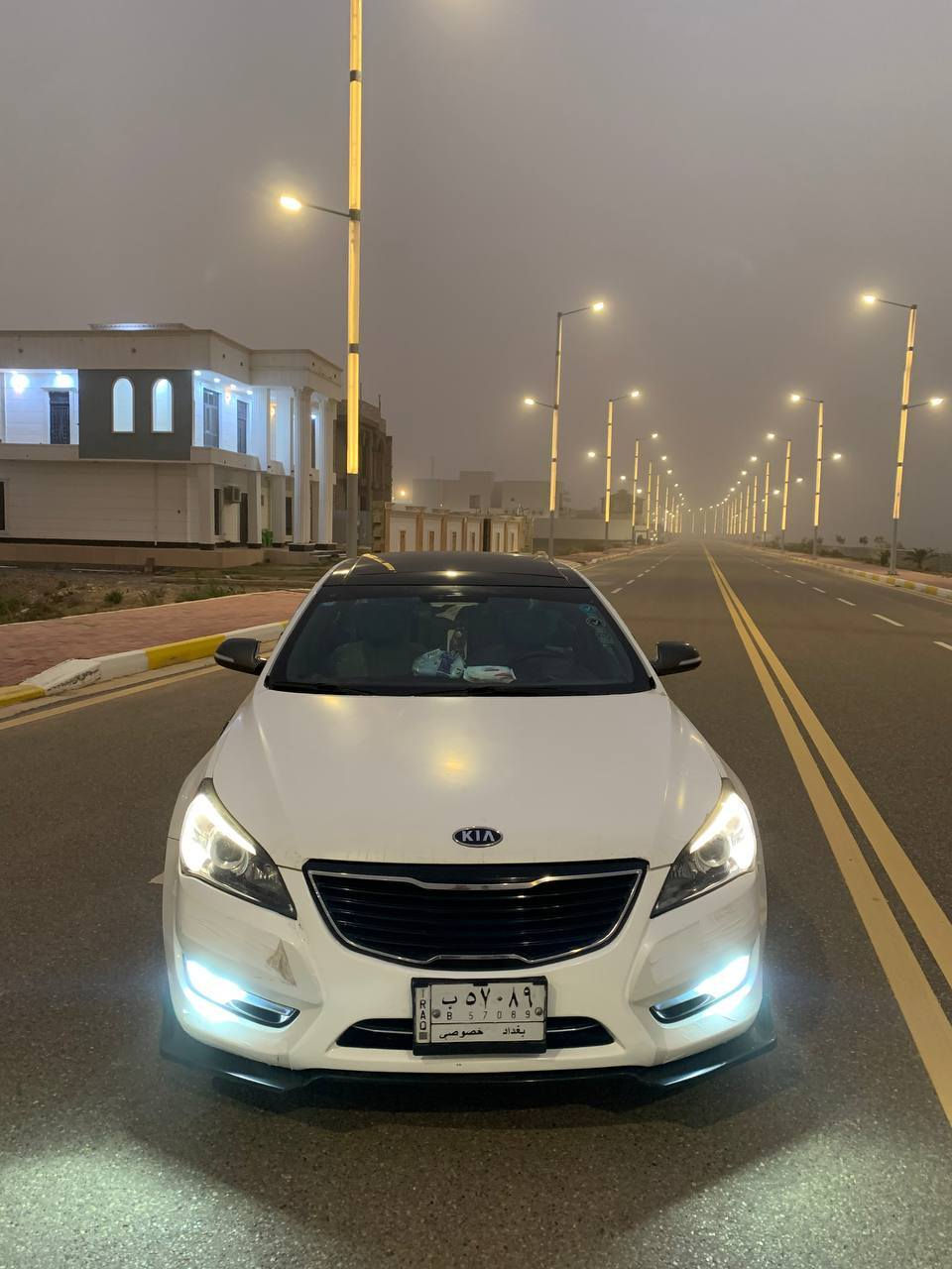 سلام عليكم
كيا كادينزا 2013 خليجي محرك V6 3.5 خليجي
السياره VIp ملكي فول مواصفات1/1.
1-بصمه
2-بانوراما
3-تبريد ثلج قطعتين
4-مري شفط
5-لد ترحيب بليدات والبوب
6-حساسات
7-كاميرا خلفيه
8-نضام صوت انفنتي 12 سماعه
9-لد ابيض 
10-كشنات تدفئه
11-كشنات كهرباء 
12-ويل 19
13-برده خلفيه 
سياره خير من الله متصرف عليها دينار لا تنقيص ولا تبخير
ولا حماوه السياره ماشيه 185. رقمها بغداد 
مكان السياره الرمادي
السعر/135$ 
***********
***********
