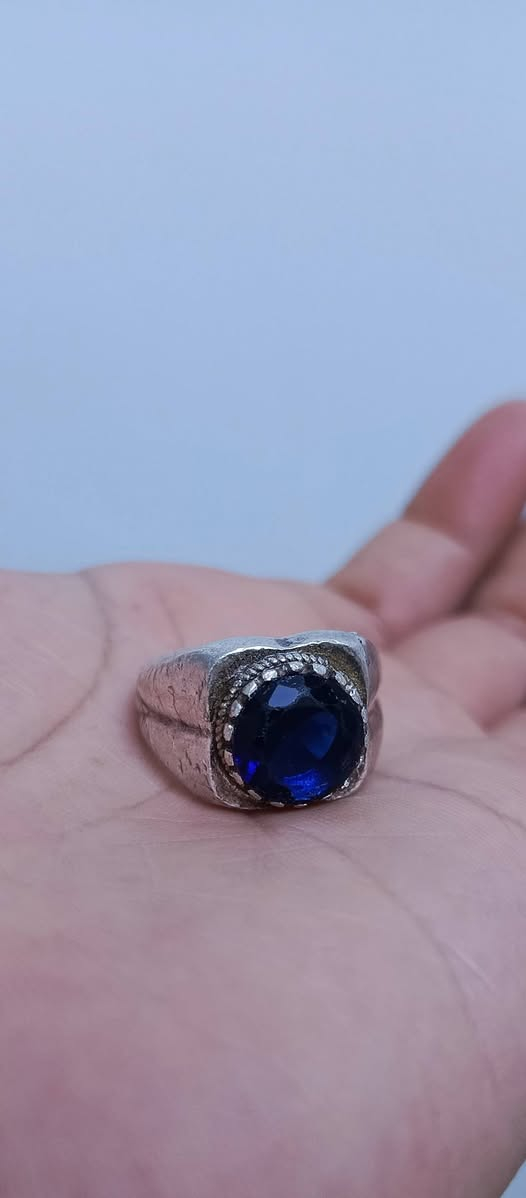 السلام عليكم للبيع شلعه وحده السعر 110 الف مكاني بغداد مدينة الصدر للاستفسار عالخاص


**إذا كنت صاحب هذا الإعلان وتريد حذفه لأي سبب، رجاءا أرسل رسالة إلى الدعم الفني**