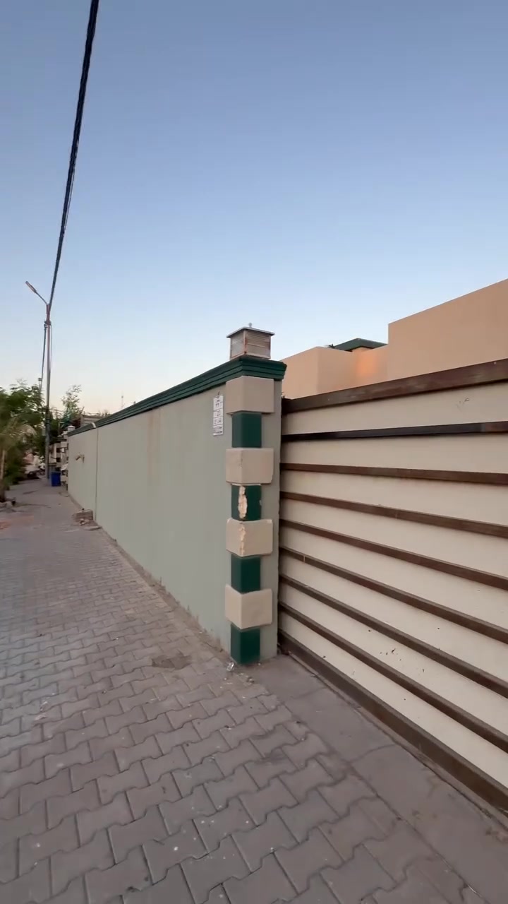 🏡 دار للإيجار في مجمع أبو تراب
دار جاهزة للسكن في موقع مميز داخل مجمع أبو تراب.

📞 للاستفسار والتواصل:
***********

#مجمع_أبو_تراب #دار_للإيجار #إيجار_دار #عقارات_النجف #النجف #عقارات_العراق

