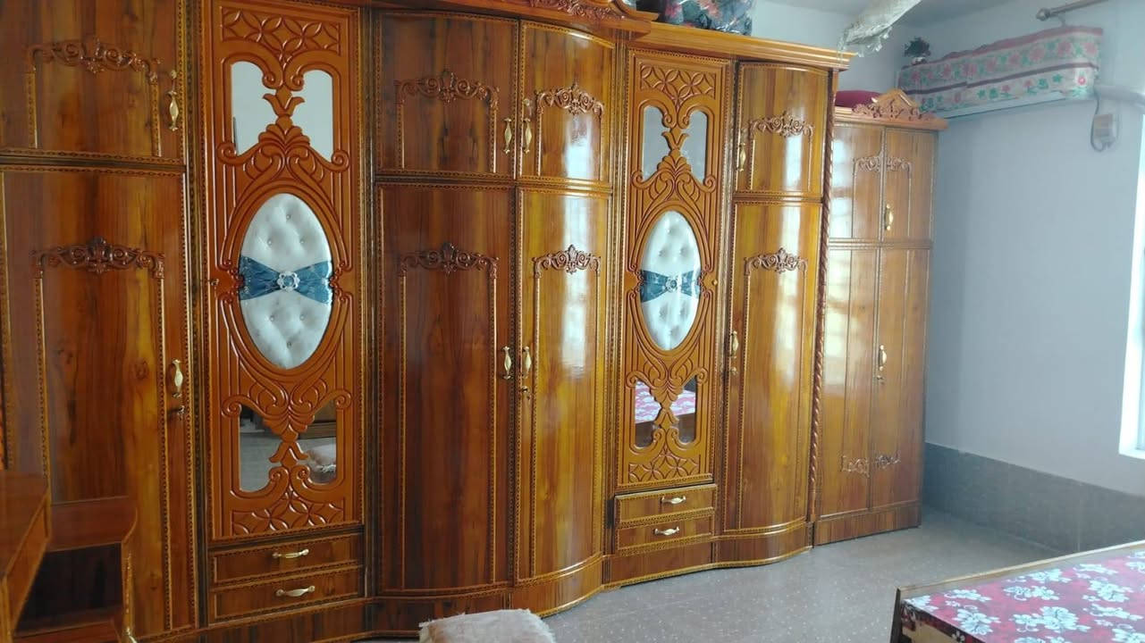 سلام عليكم غرفه نوم صاج نضيفه حيل اخت الجديده ***********
