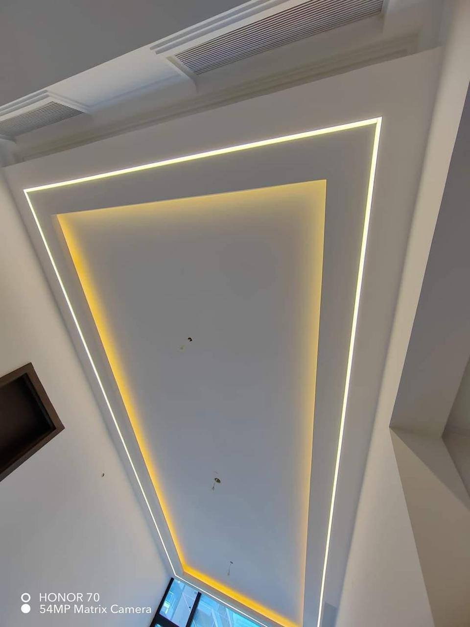 السلام عليكم حداده عامه ونجاره عمل جبسن بورد تطبيك جدران وتأسيس مجاري عمل كيس بان سندويج عمل ديكوارات مغربيه حداده او نجاره اي اسفسار 
هاتف ***********
