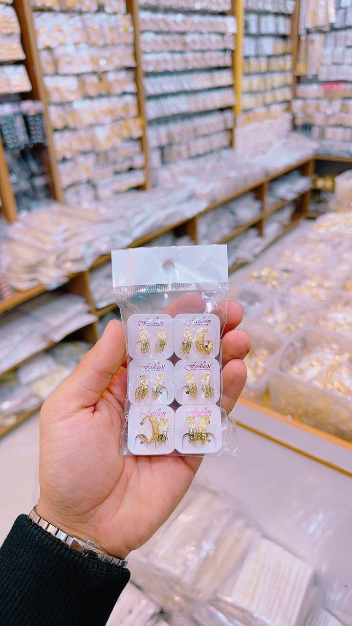 ذهب برازيلي 
ضمان سنتين 
طلاء ثابت
يوجد خدمه توصيل كل العراق 
التواصل على الواتساب ***********
