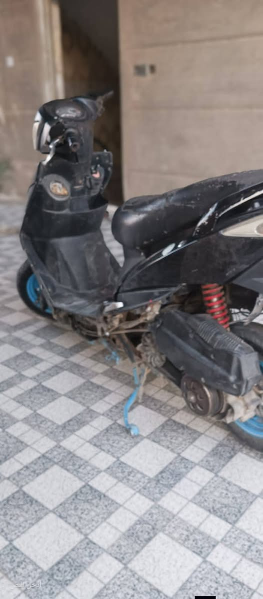 دراجه سايم معروضه للبيع شغاله نكره سلف السعر400وبيها مجال حك الجيه
‏‪0776 872 3146‬‏
