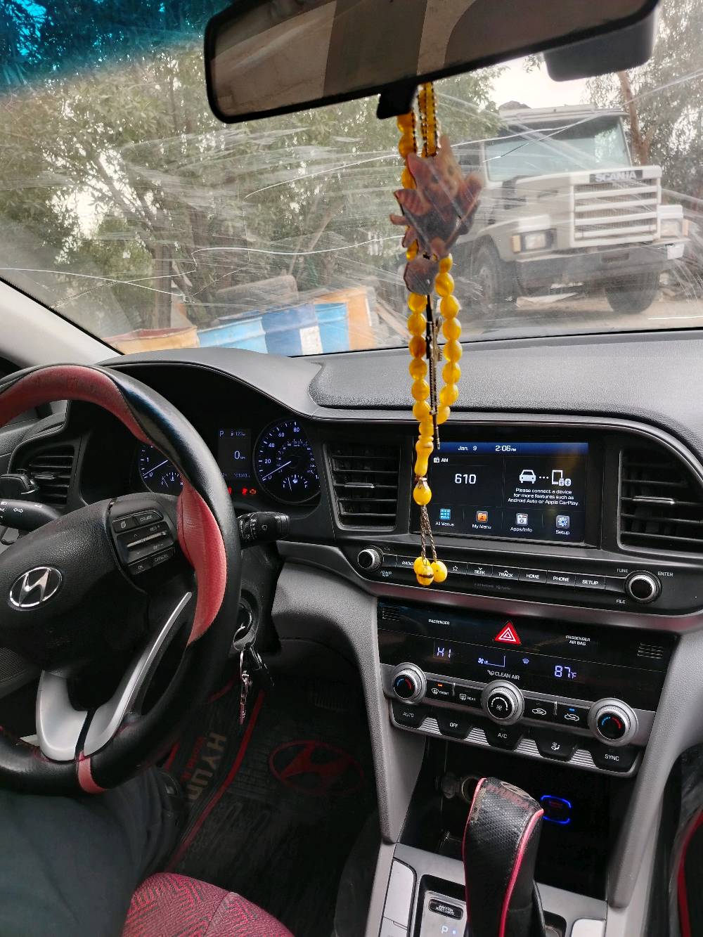 العنوان بابل الاسكندريه خلف مديريه البلديه 
سياره النتره موديل 2020
سياره فول مواصفات عده الفتحه ول اشياير سياره بيهة 3 قطع فقط خشم البنيد والجملغ الايمن وباب الخلفي الايمن ومكينه حجم 2000 لاصرف ولاشي كفاله حداديه كامله تخم تاير سياره خير من الله والرزق ع الله 