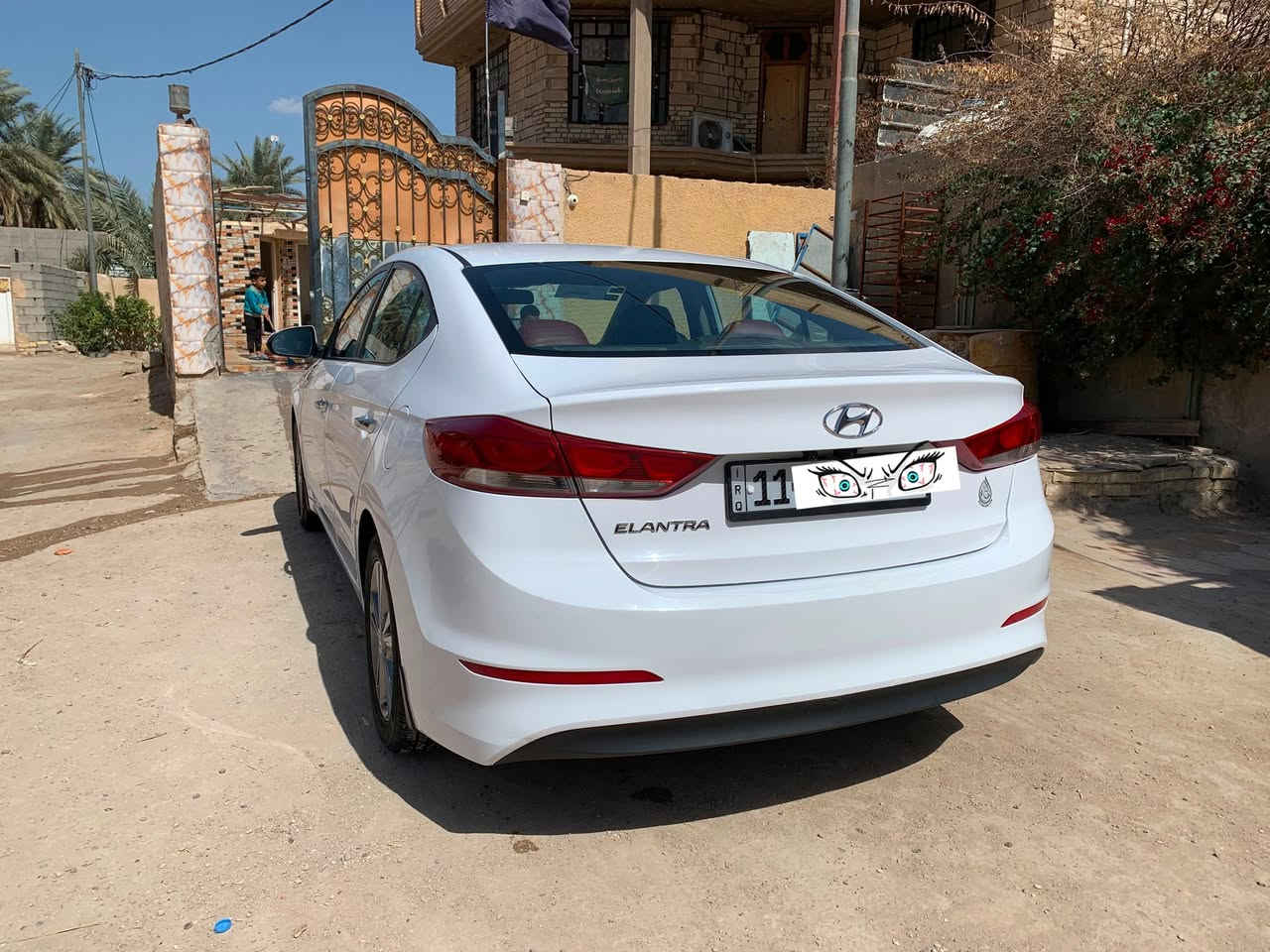النتره خليجي كفاله من الصبغ والبارد  حتى الدعاميات
جلد +صاج +تبريد قطعتين+ شاشه كبيره 
لد امامي خلفي نهاري+  فتحه ع وضع الشركه ولا برغي مفتوح بيه لا مكينه ولا حداديه 
منضومة تبريد كامله جديده قبل 40يوم شده 
#السعر145وبيه_مجال 
*********** المكان كربلاء
