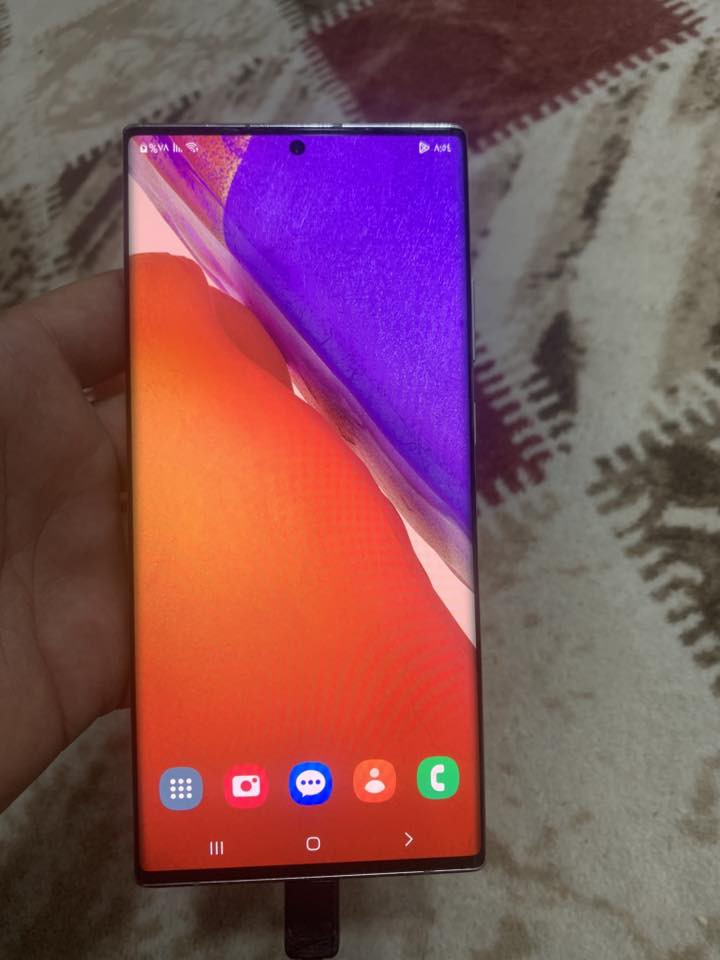 نوت 20 الترا 
256 دبل سيم شرق اوسط ٣٩٠ 
/***********
