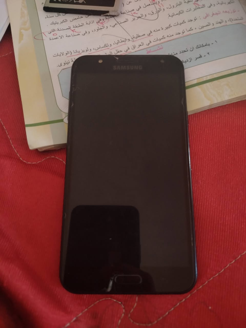 السلام عليكم عدي جي سفن كور شغال نقصه بطاريه ***********
