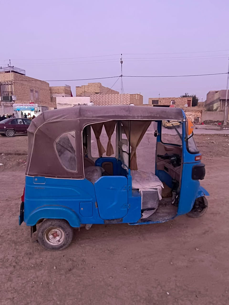 سلام عليكم تكتك للبيع موديل 2021 شهر 12 مكفوله من ضربه ومعجون وصبغ مكاني بغداد المدينه الصدر للاستفسار تصل علا الرقم ***********
