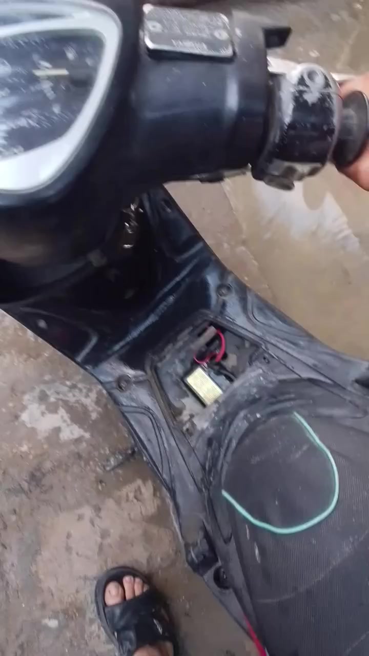 سلام عليكم ورحمه الله وبركاته ماكس عدله كلشي بيه بلادي ومامبدل امانت الله وملاحضه بسيطه بس البك لايك الخلفي طافي والستان وباتريه كاعد لان مجاي اطلع بيه مكينه ناعمه هندر واحد تشتغل وإذا تريد جيب فيتر وفحص *********** وبيه مجال حك الجيه
