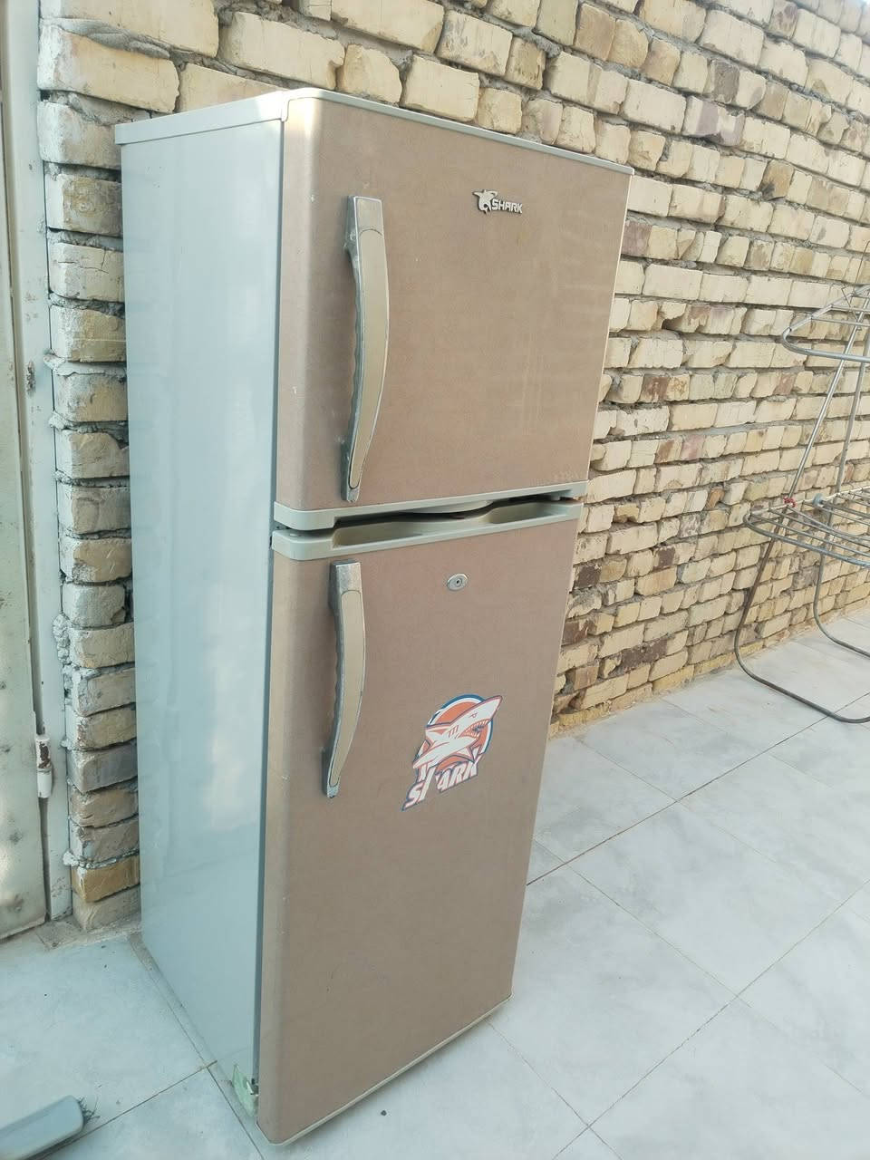 للبيع فقط فريز يشتغل يبرد فقط
***********
