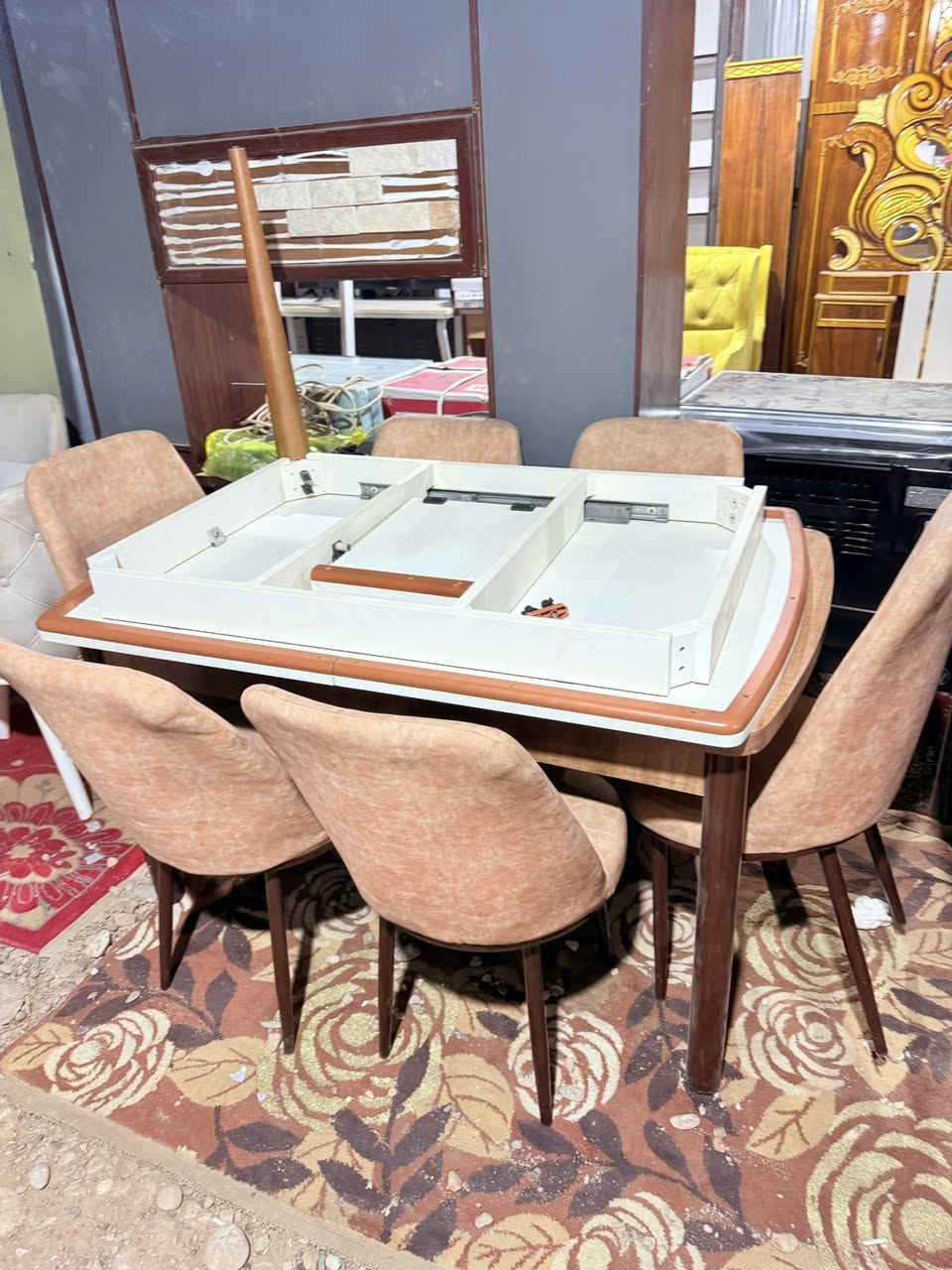 مزاد الثقه لبيع وشراء كافة الأثاث المستخدم الباله 
العنوان بعقوبه بداية كاطون الرازي 
***********
