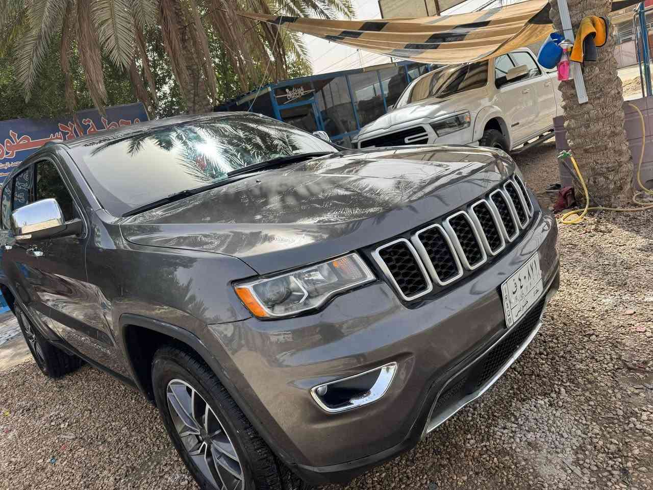 السلام عليكم
جيب لاريدو موديل 2019

رقم بغداد تحويل مباشر 

موصفات فول ماعد البنورما 

ماشيه 92 Km 

حادث فقط خشم البريد وصور الحادث موجوده بل المنشور 

السعر 195 وبيه مجال بيع او مرواس 

مكان السياره كربلاء لاستفسار الاتصال *********** 

مكلف بل النشر
