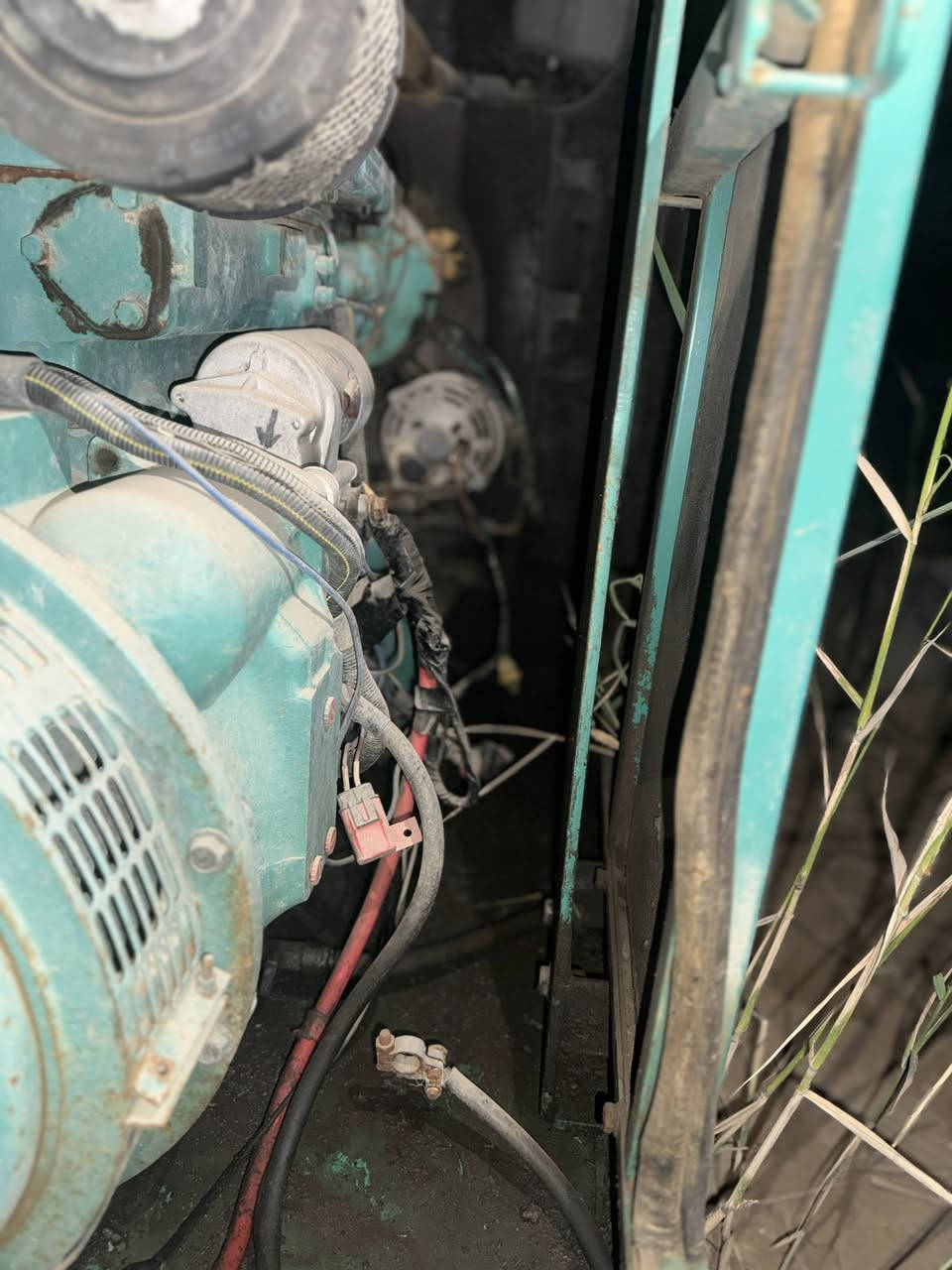 مولده كمنز كاتم
٤بستم المولده نضيفه 
شرط التشغيل كامله من كل النواحي 
كهاز تحكم ذاتي
مكاني بابل 
للأستفسار /***********
