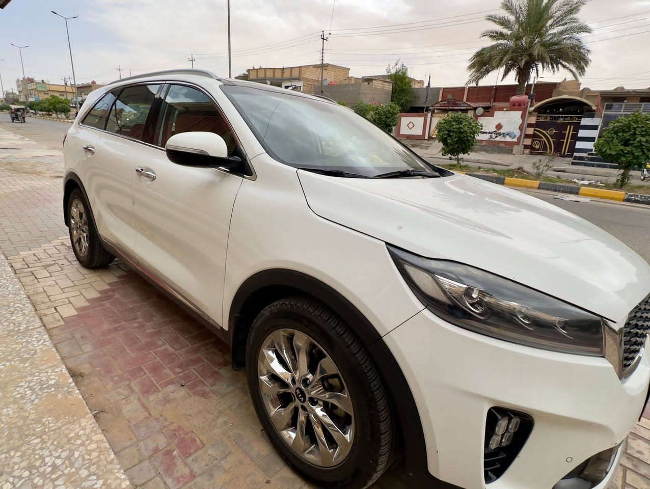 سلام عليكم 
سورنتو مديل 2020 
جديده واحد ع واحد رقم بغداد 
سعره 260  
***********
