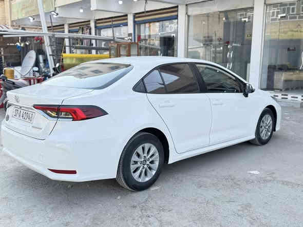 يا الله السلام عليكم 
كورلا لبيع 22
السياره بانزين اصل ليس هايبرد
ماشيه ٢٨ ألف
رقم مثنى حره تحويل ثاني يوم
كفاله عامه من كلشي
السياره فول فتحه بصمه
محرك ١٥٠٠ 
ترهم مراوس حسب القناعه

السعر (143 ) وبيها مجال لشراي
***********
