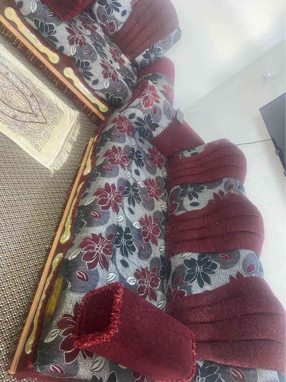 ديوان عيراقي اصلي بلوك ١٨ نفرات حيل نضيف سعر ٣٥٠ ألاف عنوان دهوك بروشك ت*********** دهوك, العراق
