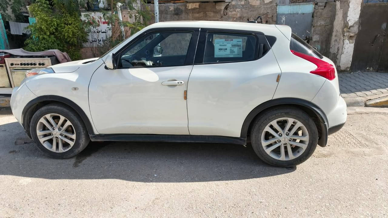 جوك نيسان موديل ٢٠١١مصبوغه حزام فول مواصفات فتحه بصمه تحكمات صدر نضيف تايرات كهربائيات كله نضيف السعر ٩٠ وبيهه مجال رقم مميز هًــاتف ***********
*********** 
جوك نيسان موديل ٢٠١١٧
