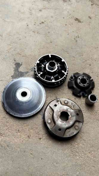 08/09كلجات خلفي ومامي وصالنصه رياضي صوته طرب للبيع ***********
