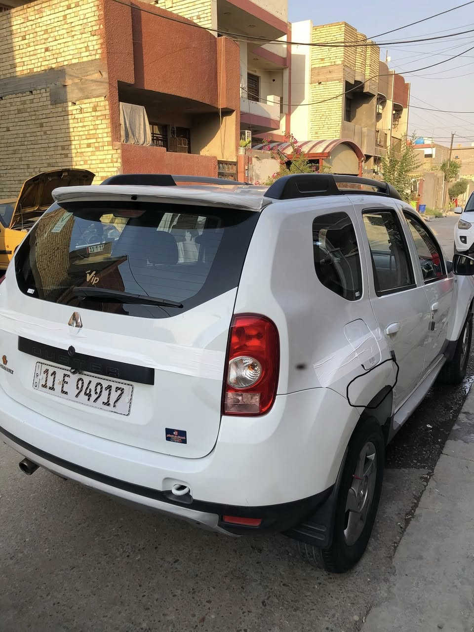 رينو دايستر موديل ١٣  بسمنه السياره جديده بيه عله كد شبر صبغ أم وضح بل صوره بل جاملغ الخلفي كير مكينه خير من الله تبريد ثلج تدفيه سنويه ساقطه اني متكفل بل تجديل عليه مكن السياره بل شعب السريدات سعره ٦٨ وبيه مجال ***********
