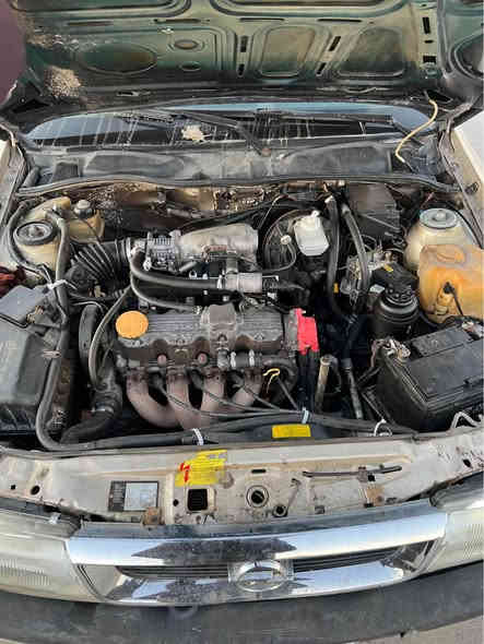 اوبل فكترا موديل 1990مكينه 20گير توماتيك گيرو مكينه و تحويل شرت جيكاي سبوغي هه يه و ده عمي هه يه ديارم كردوه له وينه يا شوين قه زاني به رده ره ش سياره كه هه موو شتي شغاله تخم بيش باش هه مويي نوييه تايه كان نويه سياره كه جاهيزه بي نوقستاني 
نرخ 36و مجاليكي تيدايه تكايه مشتري ني سه رم مه ايشينه هه موو شت نوسراوه 
شوين قه زاني به رده ره ش 
ژماره موبايل واتس اب فايبر
***********
0️⃣7️⃣5️⃣0️⃣4️⃣1️⃣8️⃣9️⃣5️⃣0️⃣1️⃣ اكر
