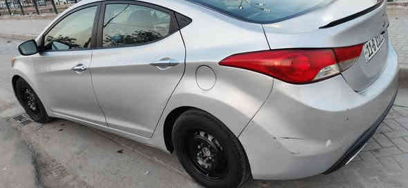 السلام عليكم من رخصة مدير الكروب
النترا ٢٠١٢ رقم بغداد مصبوغة حزام ماعده القماره البنيد
وارد أمريكي ضربته جاملغات خلفيه ماواصله للحوض
وبيه طخه باب اليمنه 
السياره يرادله ترتيب 
محرك كير خير من الله 
تخم تاير ويل أسود جدد
تعال كلب واقتنع وإني خادم
المكان بغداد حي الجهاد
 *********** 
السعر ٩٥ وبيها مجال
