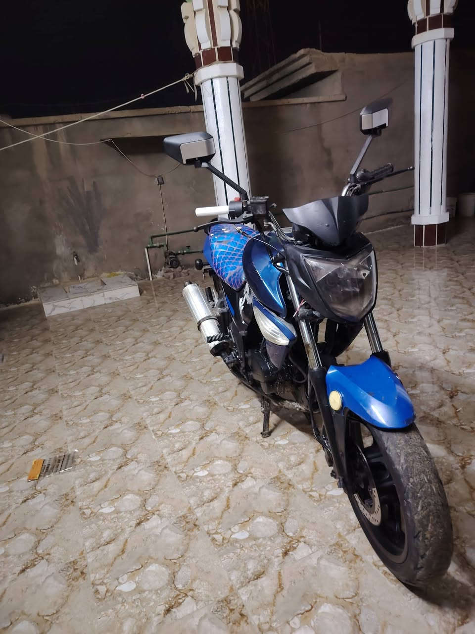 سلام عليكم  مطور سايم بطحه اللبيع مكمرك وكامل مطور نضيف  سعر 550 وبي مجال  *********** وبي وتساب
