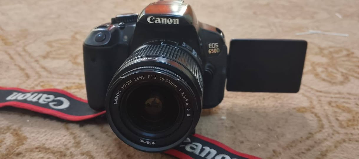 عندي كامرة 650 فول مواصفات
مع زوم
مع 2 بطاريات
مع شاحن 
مع جنطه 
رام 64 اصلي 
الاستفسار اكثر يراسني  خاص
***********
مكاني نجف كوفه
سعر خاص
