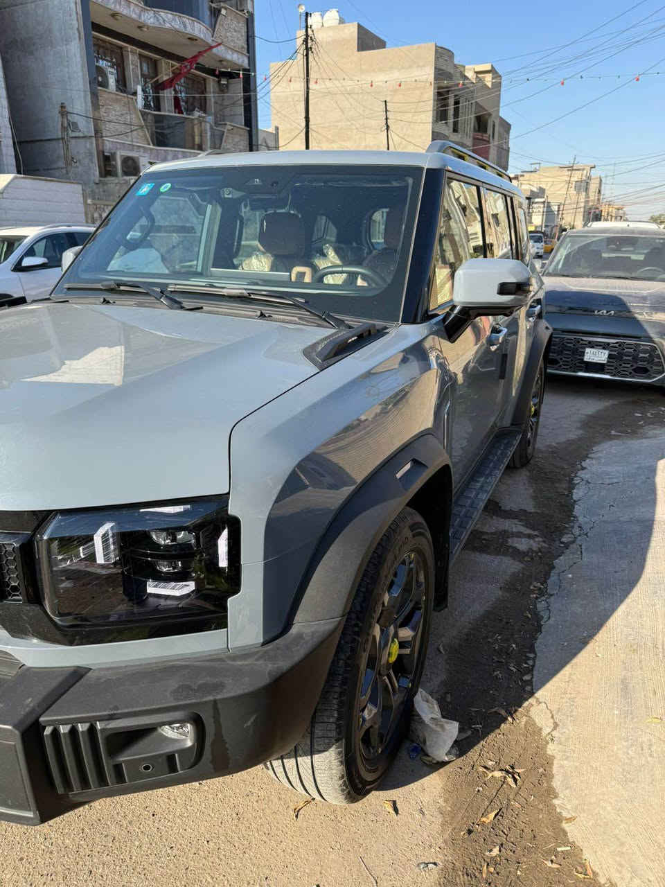 السلام عليكم سيارة جيتور T2 ماشية17000 km للبيع موديل 2025 مرقم لوحه وسنويه بغداد خاليه من الغرامات المرورية (سيارة جديدة )
 
المواصفات 👇🏻: 

🔹بانوراما 
🔹حساسات امامي خلفي
🔹كامرات 560 
🔹كشنات جلد 
🔹تبريد قطعتين 
🔹شاشة عرض حجم كبيرة 
🔹ثلاجة 
🔹تشغيل عن بعد وبصمة عدد 2 
🔹انعكاس الشاشة 
🔹منفذ 2 USB
🔹مصابيح LED كافة السيارة
🔹ناقل حركة 7 سرعات
🔹منفذ تايب سي
🔹اوامر وتحكمات صوتية
🔹مثبت سرعة 
🔹محرك 2000 
🔹داخل السيارة اللون جملي 
🔹نظام مراقبة ضغط الاطارات
🔹ضمان 6 سنوات للسيارة و10 سنوات للمكينة والكير 
🔹السيارة وكالة هارلم

مواصفات السيارة معروفة فول الفول 💯💯 مكان السيارة بغداد /بغداد الجديدة 
السعر /27,000 $ 
 الاتصال📞
*********** بغداد, العراق
