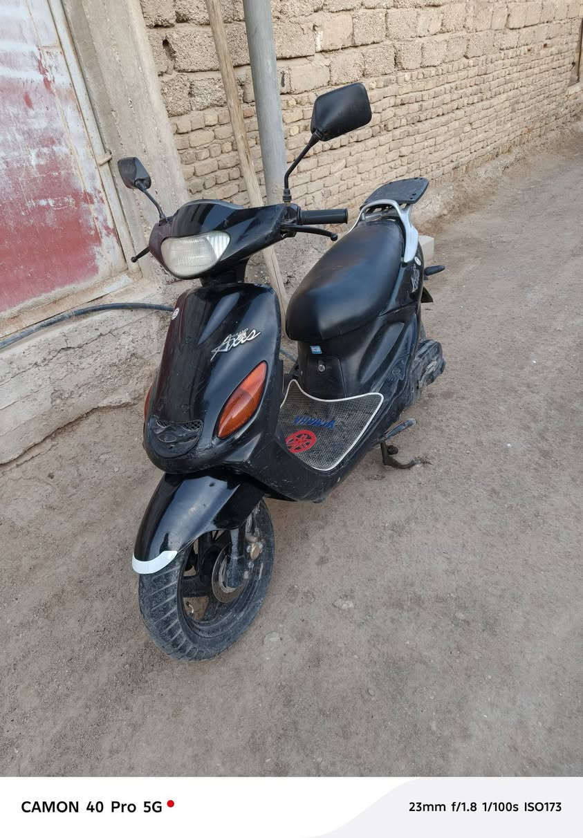 سلام عليكم 
دراجة اكزز 100 فحل ياباني موديل 2007 دراجة كلش نظيفة ومكفولة كفاله عامة من كلشي برغي ممفتوح بيها بلادية شلعه ومعدل ونعومة فوول شرط نص نكرة سلف استان حساس لايت زنون ومزودة اشاير خلفية كلشي شغال وعلئ وظع الشركة للبيع سعرها 650 وبيها مجال مكاني طويريج رقمي ‏‪***********‬‏
