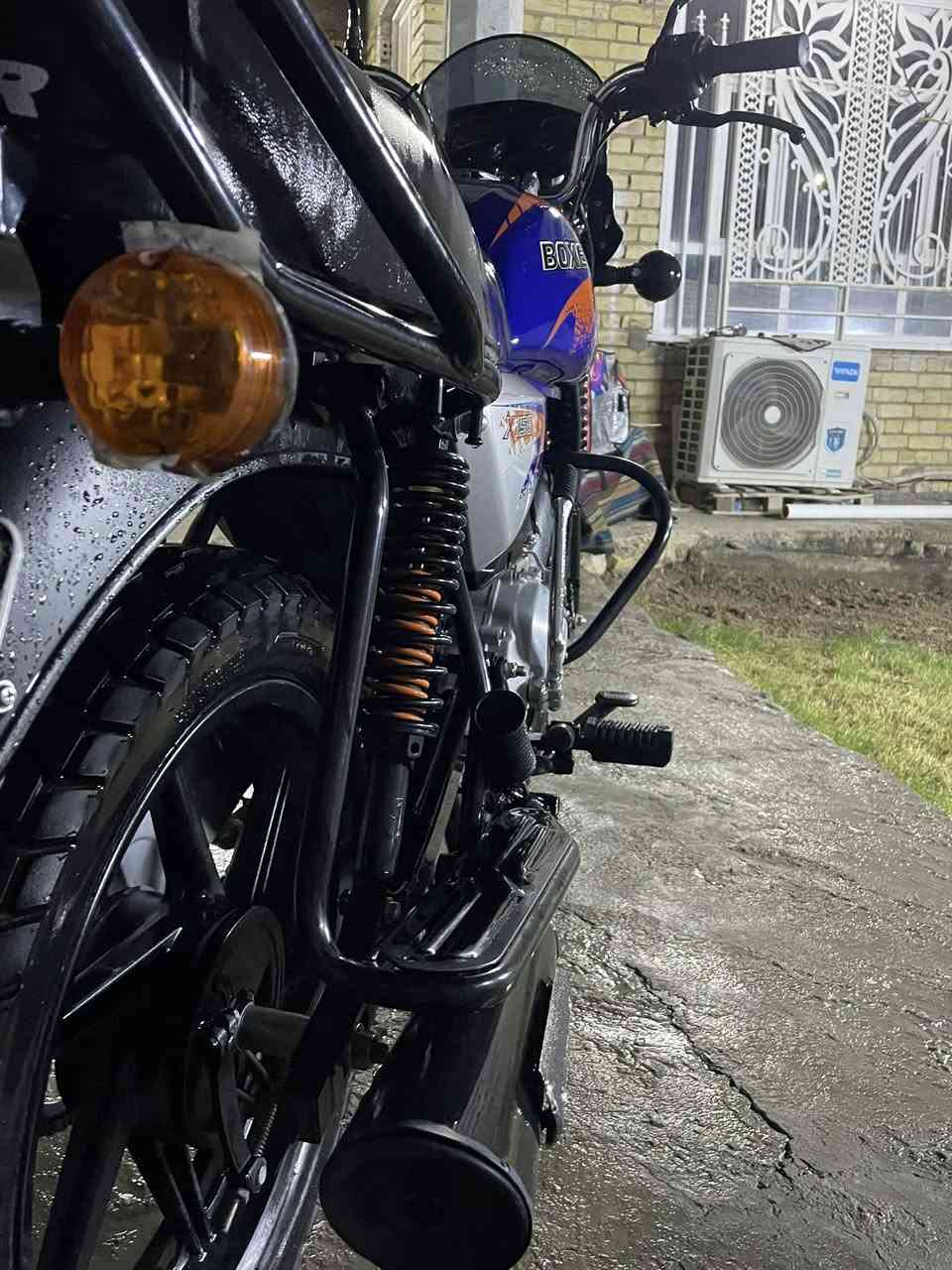 السلام عليكم بوكسر جبلي موديل 23
الدراجة نظيفة وخير من الله وعلى أيدي 

افضل نوعية دهن لكي مولي الله شاهد ورسوله 

دراجة مال بيت على كد اروح بيها لشغلي وارجع  سابقا صارلها شهر ما طالعة البيت بسبب الجو بارد 

رقمها بغداد وسنوية بأسمي وتحويل موجود شوكت مايعجبك 

رايدها 2,500 وبيها مجال بسيط 
مكاني بغداد / الغزالية او التاجي 
للتواصل ماسنجر او واتس آب فقط 

***********
