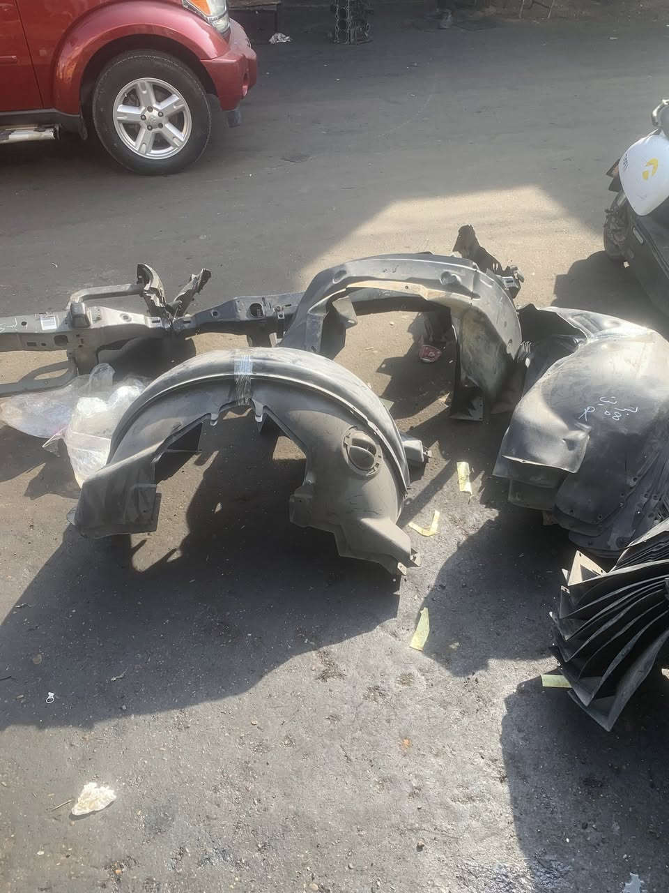 بسم الله الرحمن الرحيم 
يعلن محل مصطفى عالم الأمريكي عن وصول
ادوات صدر و كشر و نواعم المحرك ويدات باب داخليه
جيب باتريوت 
عنواني بغداد ساحة الطيران 
يوجد خدمة توصيل 
***********
***********
