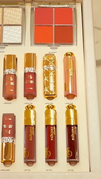 طقم مكياج VIP • ٢١قطعة • مادلينا